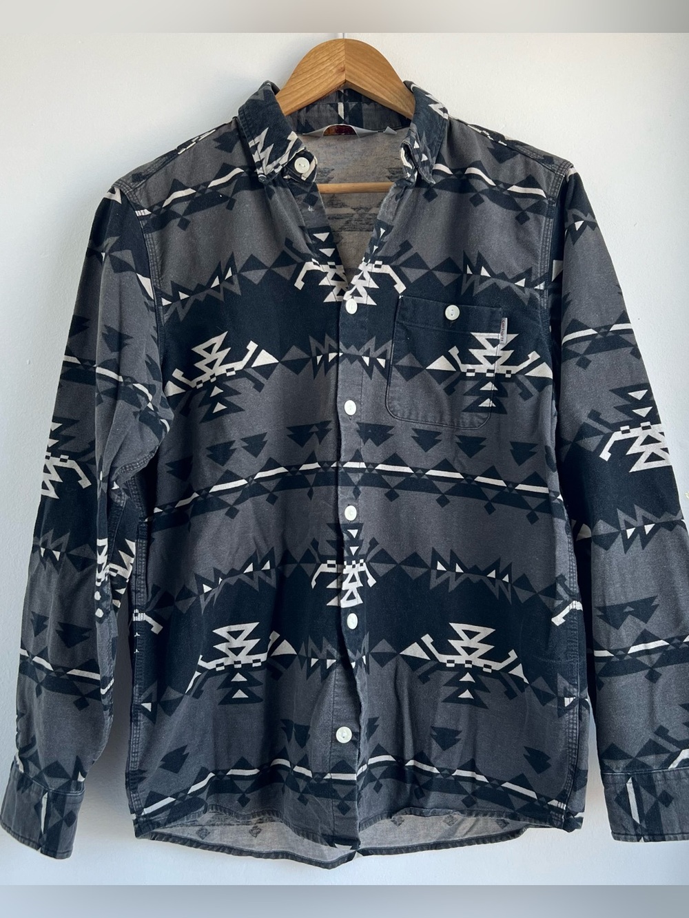 Carhartt WIP Work In Progress Wilkins Southwestern Aztec Flannel Shirt Size M